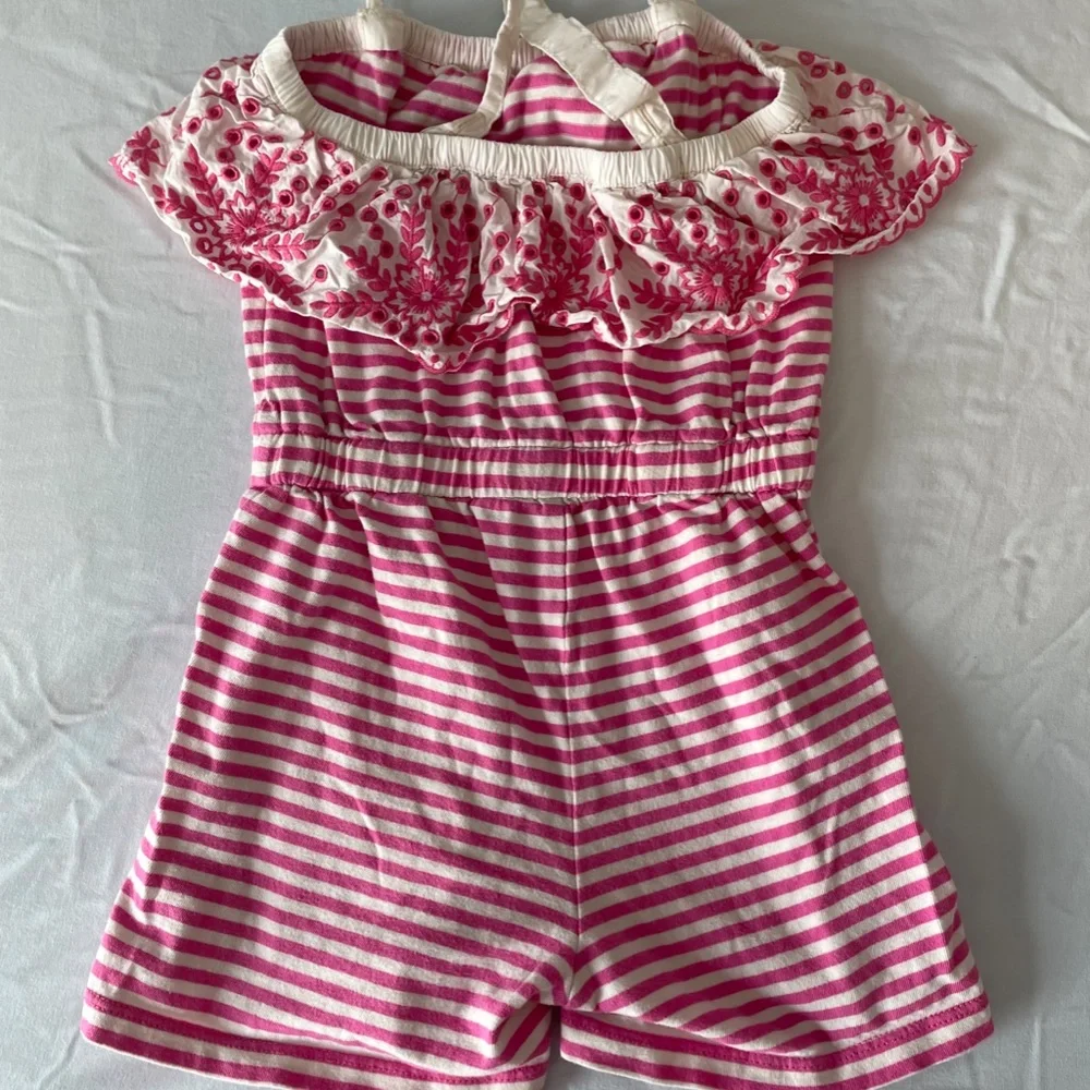 Pink Hanna Andersson Romper with Floral Embroidery Sz. 5 - Picture 4 of 5